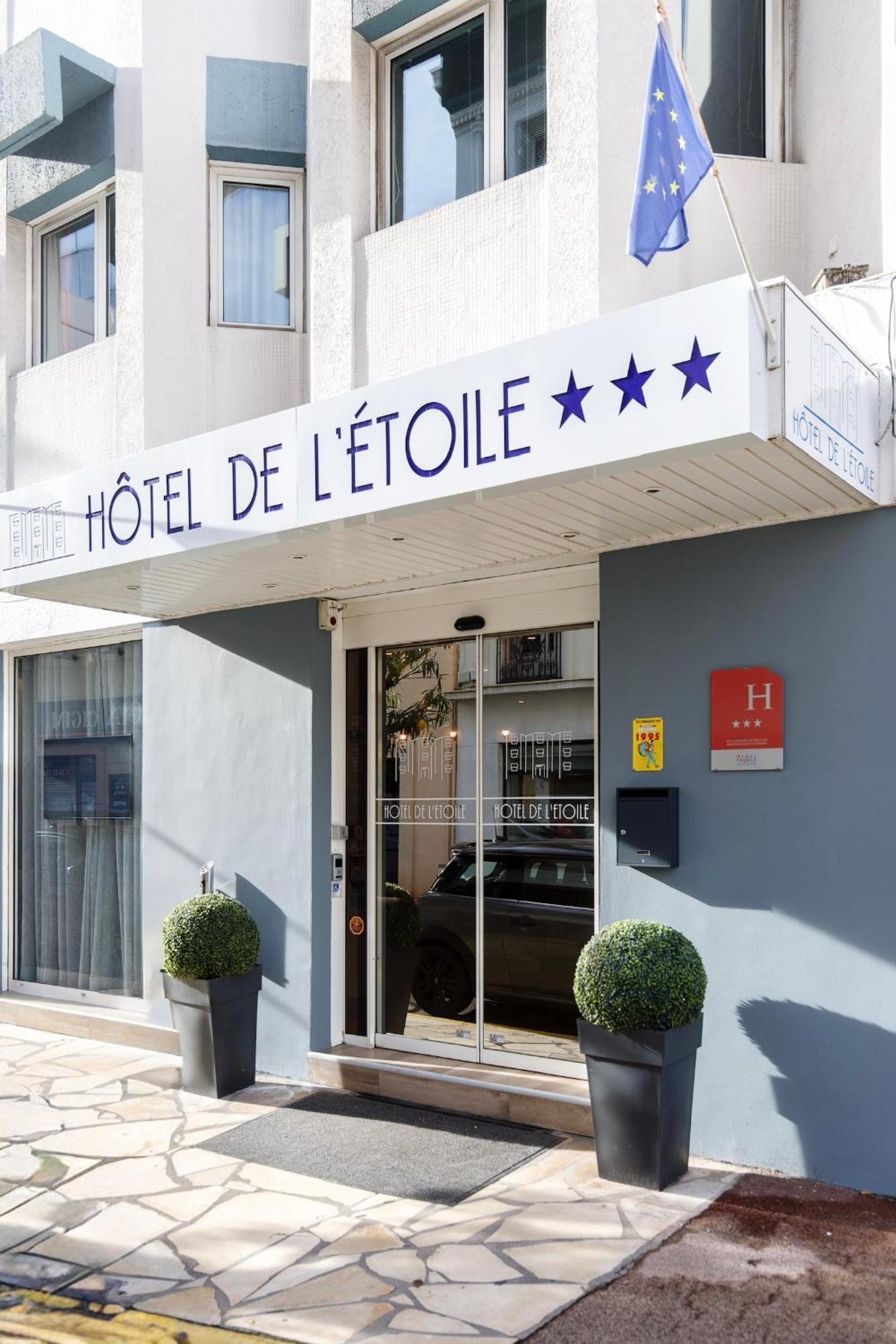 Hotel De L'Etoile อองทีบส์ ภายนอก รูปภาพ